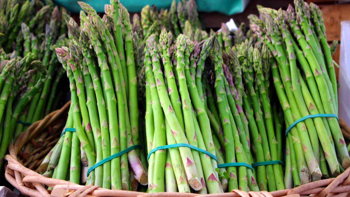 Asparagus, Arugula & Hazelnuts