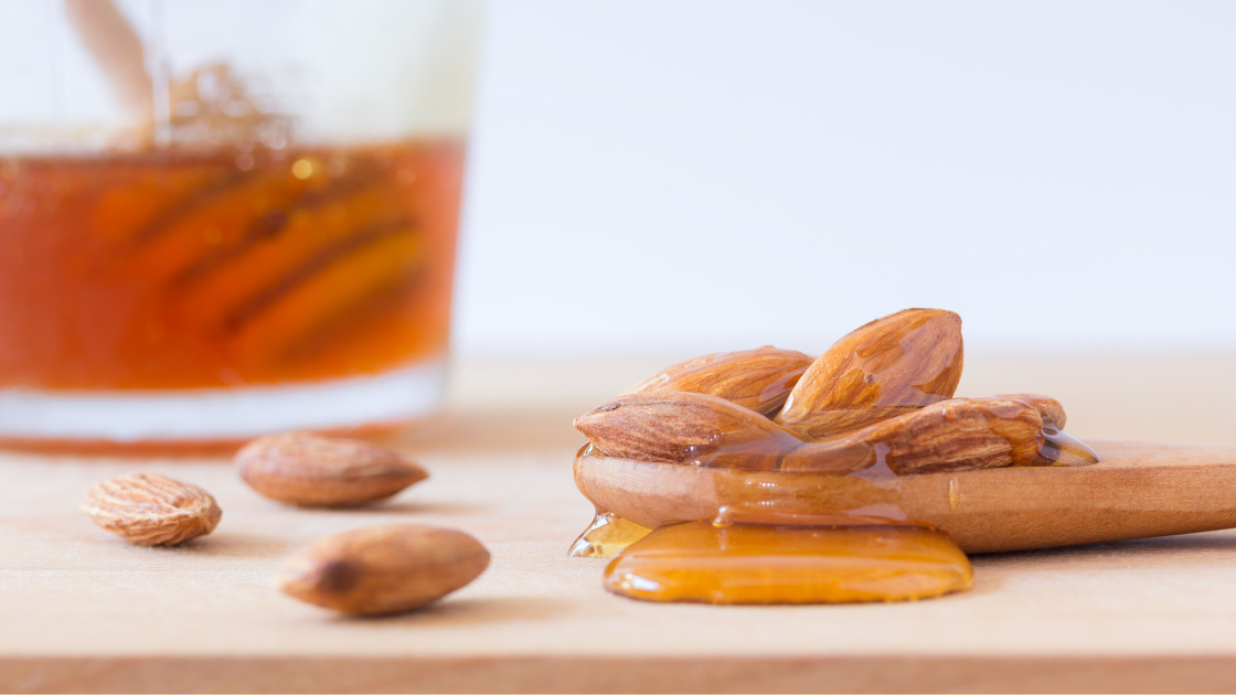 Almond Honey Crisps: Super Easy & Super Delicious!